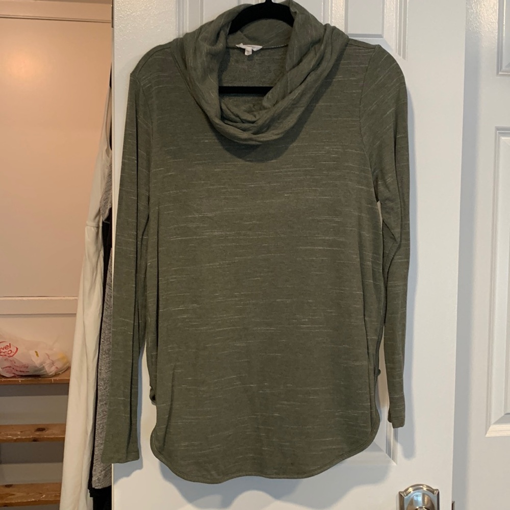Loft Cowl-neck Leisure Shirt